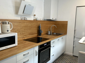 Апартаменты с двумя спальнями в частном доме