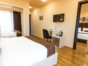 Отель Residence Plaza