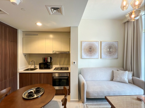 Keyrock Living 1BR at Reva Residence Apartments