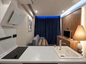 Апартаменты 10 минут до моря вид на набережную