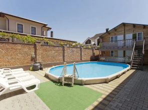 Liana Guest house