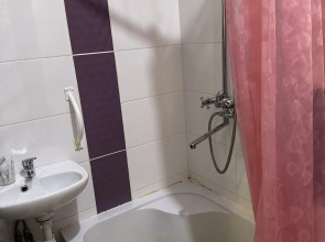 Отель Лотос