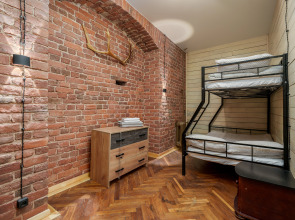 Апартаменты SREDNYAYA PODYACHESKAYA 6 APARTMENTS Просторные трехкомнатные апартаменты Park Lane Inn для 3-х взрослых