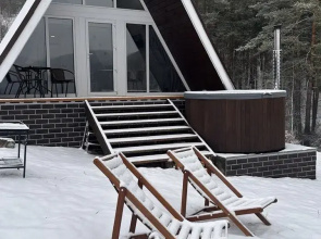 Chalet S Potryasayuschim Vidom Na Gory V Kamlakskoye