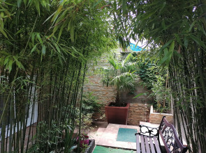 Апартаменты Мансарда в Тихом Центре Севастополя