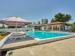 Отель Серебряный Пляж