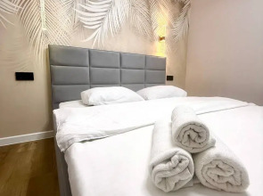 Апартаменты Двухкомнатные на Айской