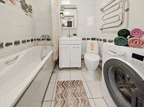 Квартира у ТЦ Мега