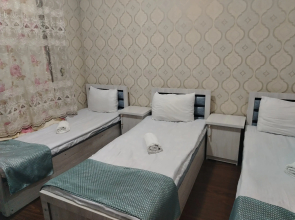 Fayz Hostel
