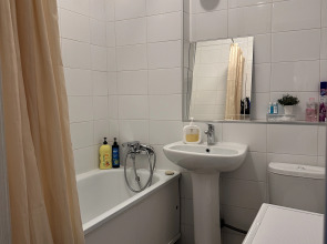 Апартаменты Уютная квартира возле ТЦ Москва