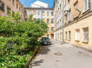 Квартира Уютная Дизайнерская в Тихом Дворике у Исаакиевского Собора