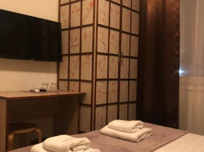 Отель Мажор