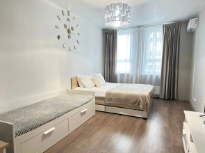 V Tsentre Na Pushkina Flat