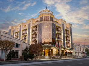 Отель Dilimah Premium Luxury