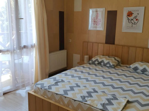 Гостевой дом у моря Массандровская 13