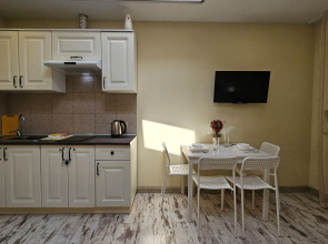 Апартаменты Уютные апартаменты в центре Сочи на Роз 57