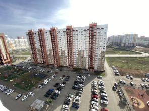 Апартаменты LikeHome на Дорофеева 7 у Города Еды