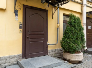 Апартаменты в Доме-Памятнике Дом имени Гоголя в Самом Центре Санкт-Петербурга