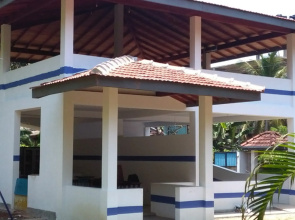 Yoho Villa Tropicana Guest House
