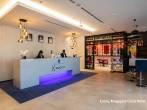 Отель Kingsgate Canal