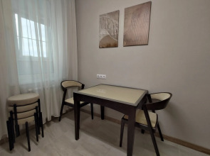 Жилое помещение 2-к квартира у метро Молодежная с яркими закатами