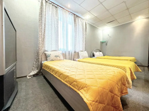 Квартира Четырехкомнатная в Центре на Островского