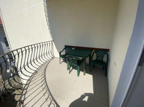 Апартаменты 201 Колхозная 9