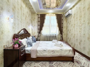 V Tsentre Goroda S Vidom Na Bulvar Flat