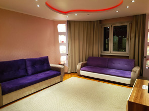 Квартира Вместительная квартира у Крокус Экспо между метро Мякинино и Пенягино