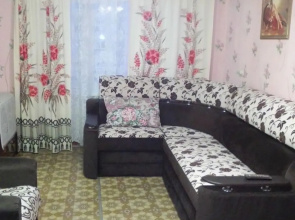 Na Vladimirskoy 8 Flat