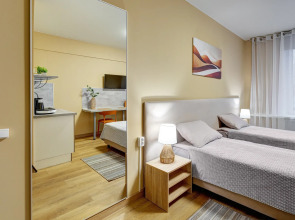 Апартаменты Улучшенная Студия Лотос Светлый Дом