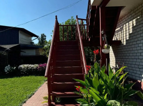 Гостевой Дом  У Звонницы монастыря с баней