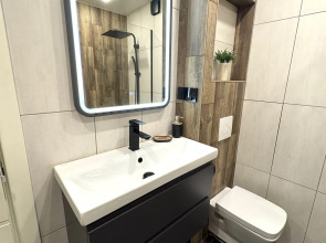 Квартира рядом с УВЗ Орджоникидзе 12