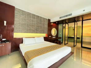 Отель Long Beach Garden Hotel & Pavilions