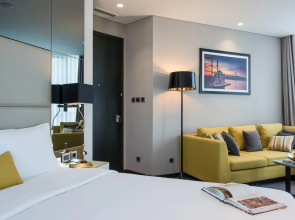 Отель Centro Westside by Rotana