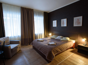 Pushkinskaya 8 Living quarters