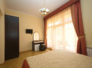 Гостевой Дом Лаура