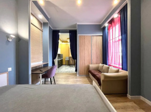 Апартаменты Relax Apart на ул. Германа Титова, д.6