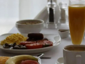 Holiday Inn Express Dubai Jumeirah an IHG Hotel