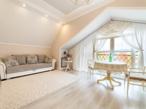 Квартира уникальная с двумя спальнями в 2х минутах от тц Мандарин