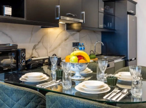 Отель BayMari Suites City Life