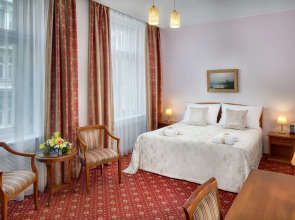 Отель Boutique Seven Days