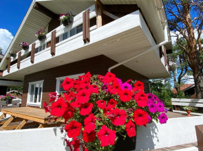 Moya Dacha Living quarters