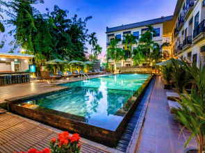 Отель Green Amazon Residence