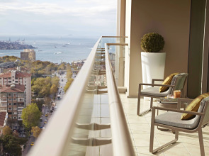 Renaissance Istanbul Polat Bosphorus Hotel