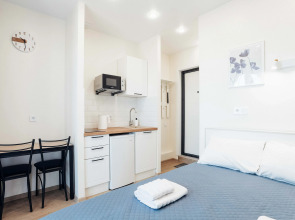 Апартаменты Вираж Возле Аэропорта на 2 Гостя