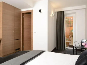 Hotel Trevi