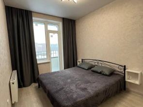 V Novom Zhk Grinvud Flat