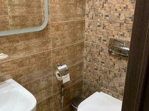 Апартаменты на Средней 13