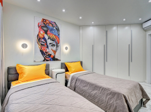 Апартаменты Morskaya Simfonya-2 с 2 сан.узлами, проектором на балконе, бассейном на территории Люкс